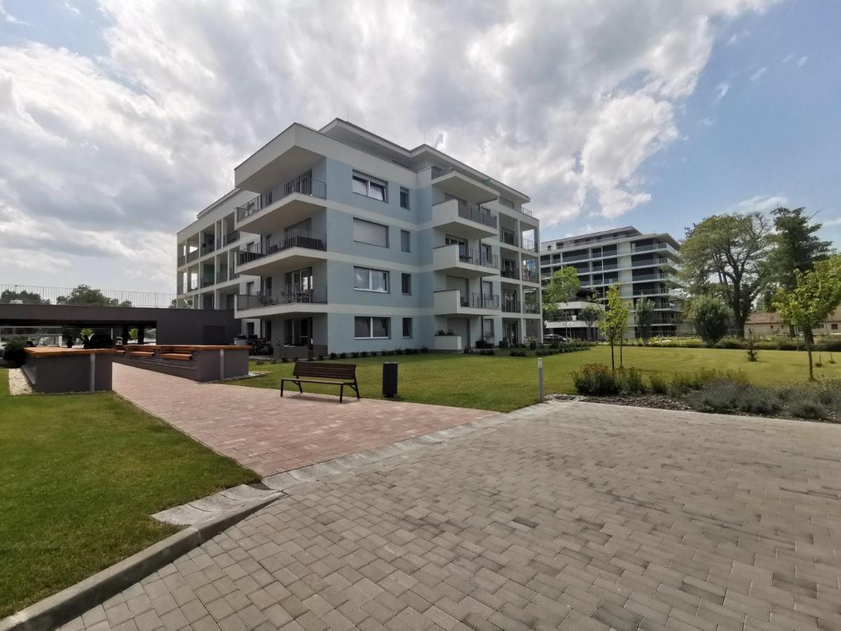 Vizpart Honved Apartman بالاتوليلّي المظهر الخارجي الصورة